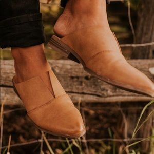 ROOLEE Winslow Cutout Mules
